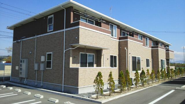 メゾン エリーナ