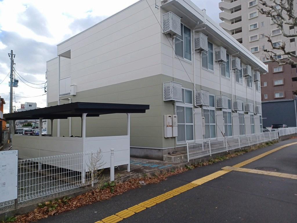 レオパレスけやき通