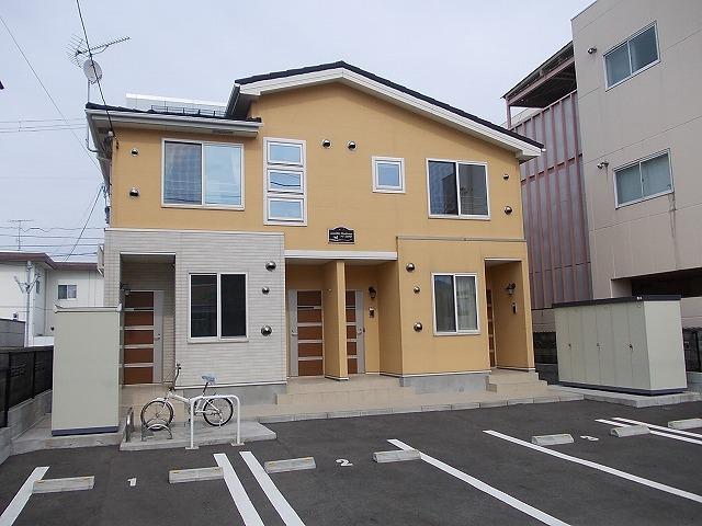 アミーユ保戸野