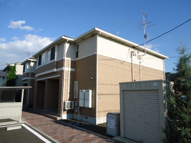 岩手県北上市 2階建 築18年