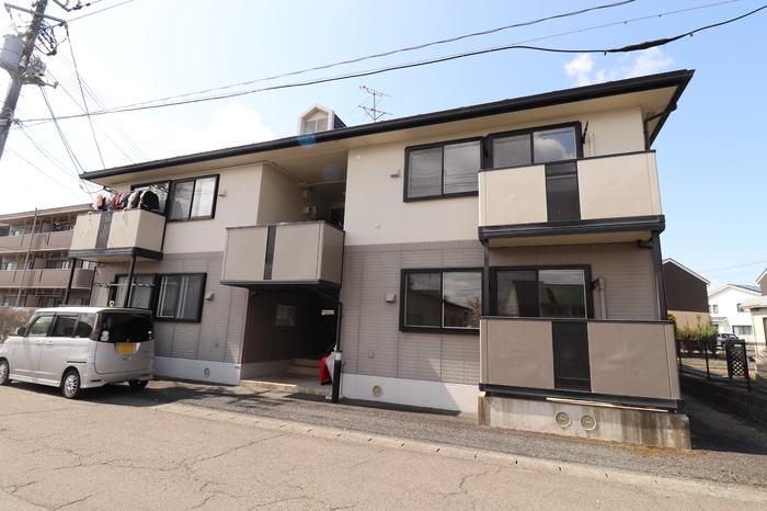 スカイハウス(2DK/2階)