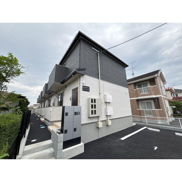 ロイヤルハイツ六番館