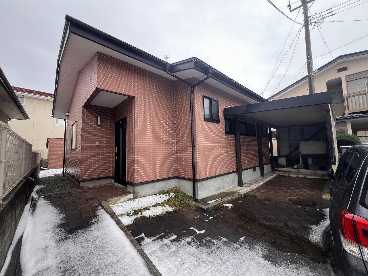 男鹿線 追分駅(秋田) 徒歩14分  築47年(2LDK)