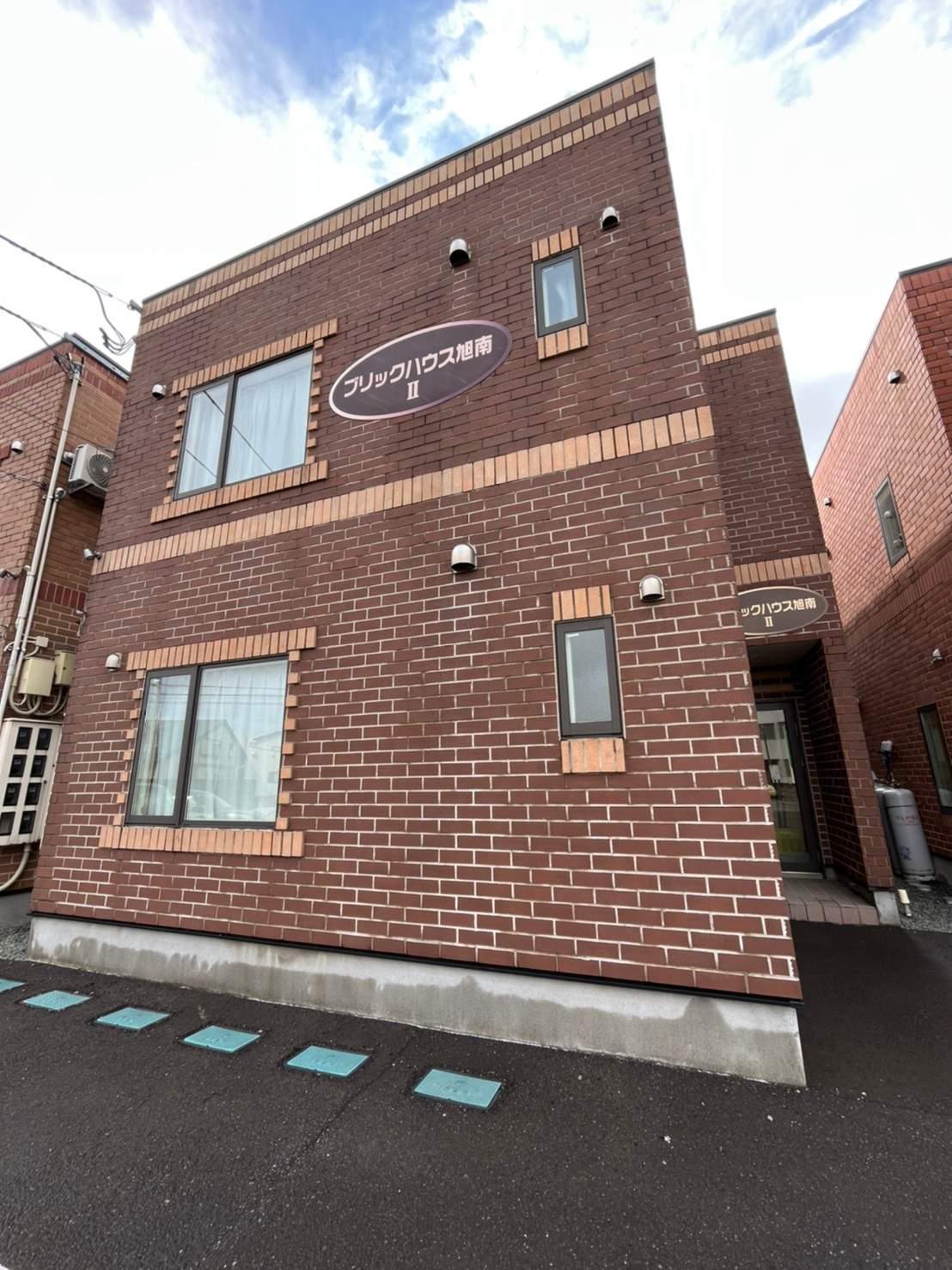ブリックハウス旭南2(1LDK/1階)