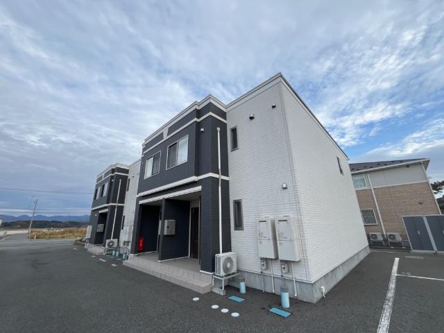 アドニス グランディ