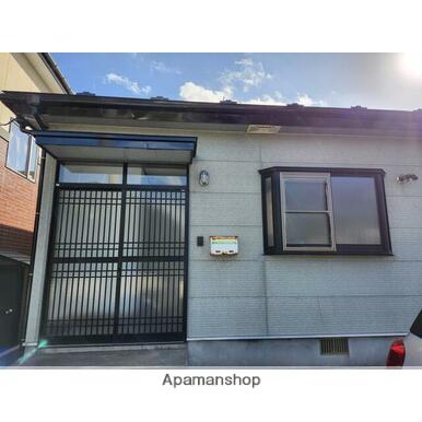 男鹿線 追分駅(秋田) 徒歩7分  築27年