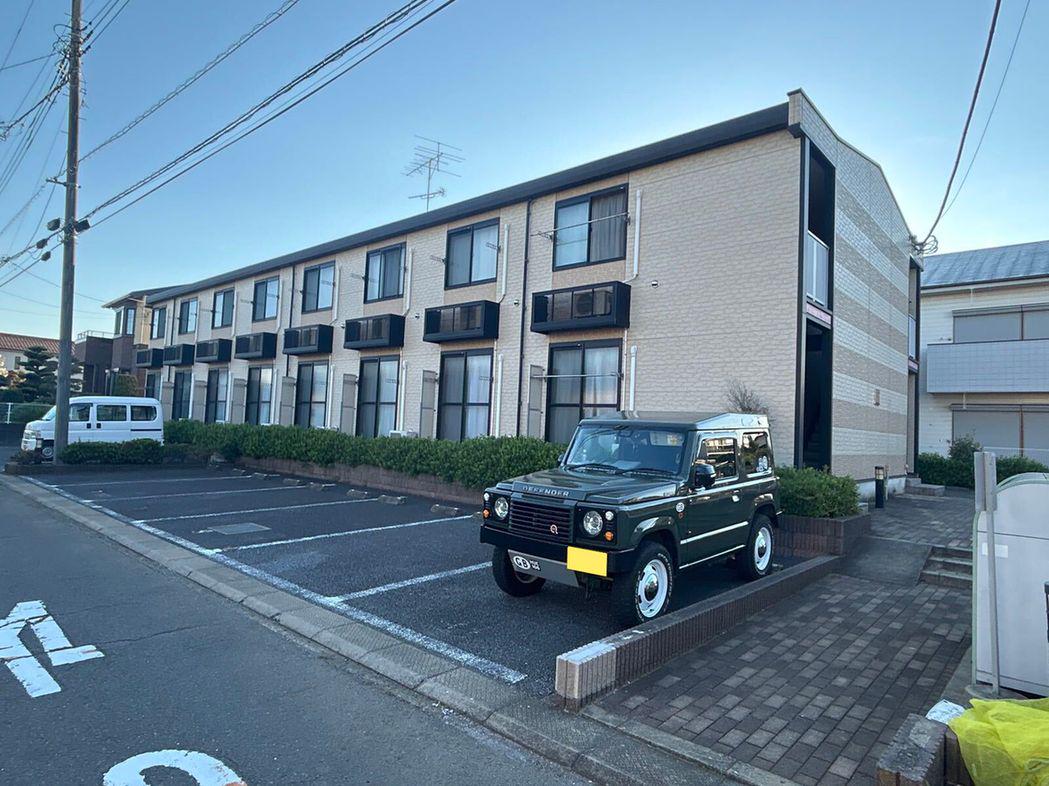 レオパレスルミエール