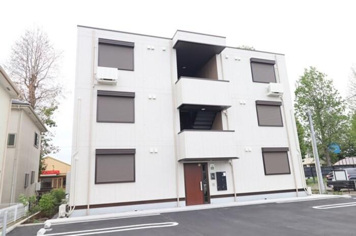 ブランシェ・ネスト 