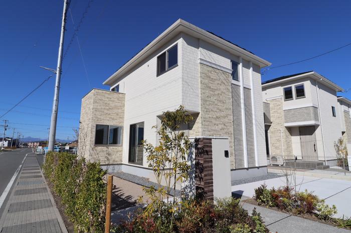 高崎線 高崎駅(ＪＲ) 徒歩19分  築1年(3LDK)