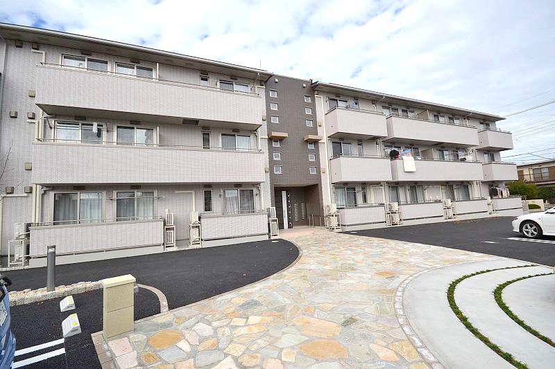 両毛線 新前橋駅 徒歩6分 3階建 築11年
