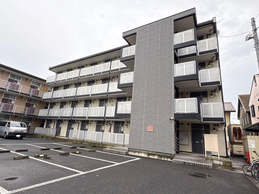 レオパレスラ ソワ