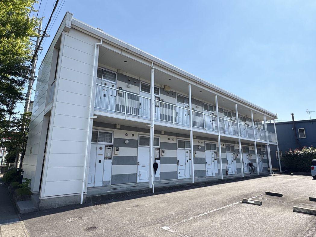 レオパレスGREENHOUSE(1K/2階)