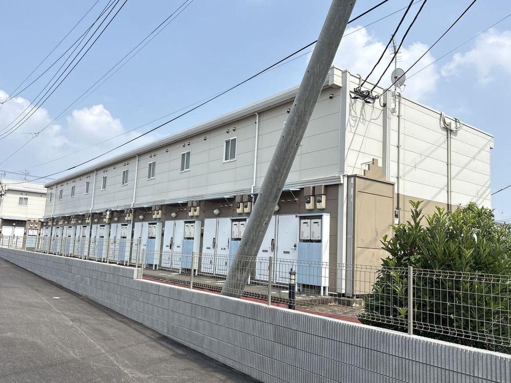 レオパレスFIRST100