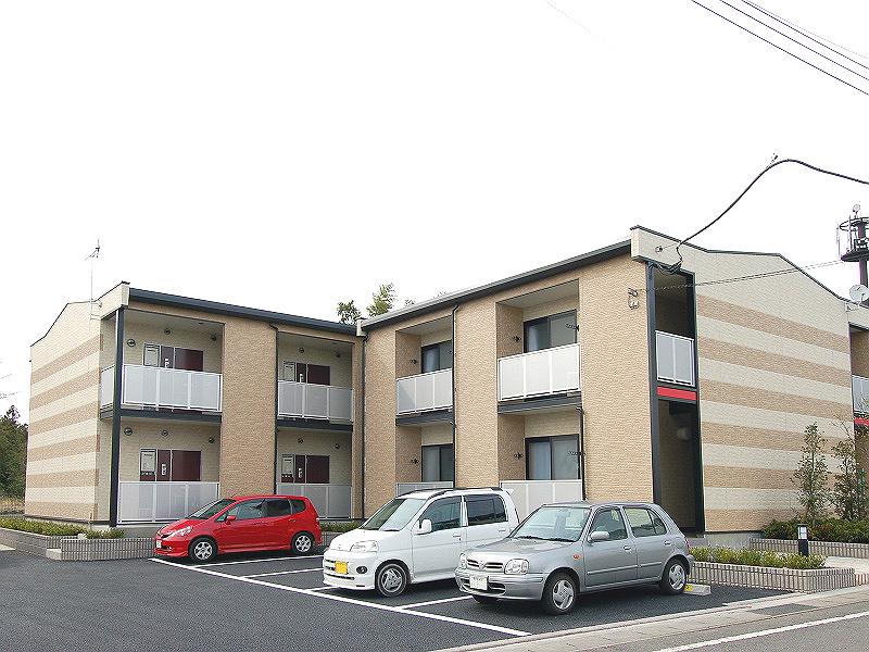 レオパレスコスモスC