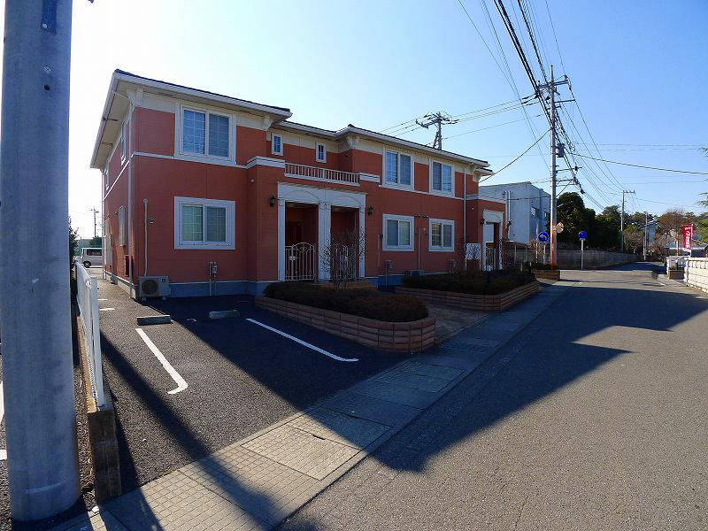 ベルソーA(2LDK/2階)