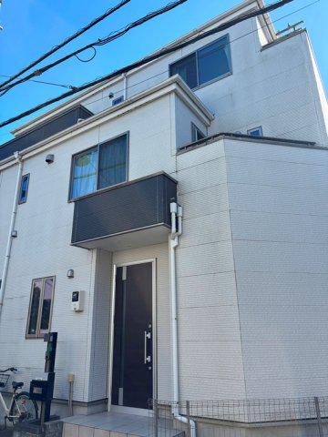 埼玉県さいたま市浦和区 3階建 築14年