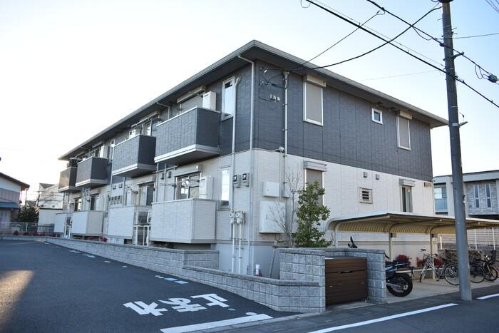 ルミナステラス