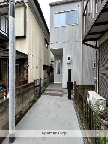埼京線 南与野駅 徒歩15分 2階建 築1年