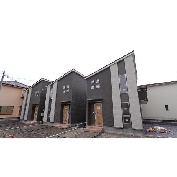 東武伊勢崎・大師線 新田駅(埼玉) 徒歩14分 2階建 築1年