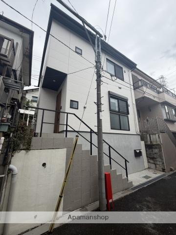 埼玉県さいたま市緑区 2階建 築8年