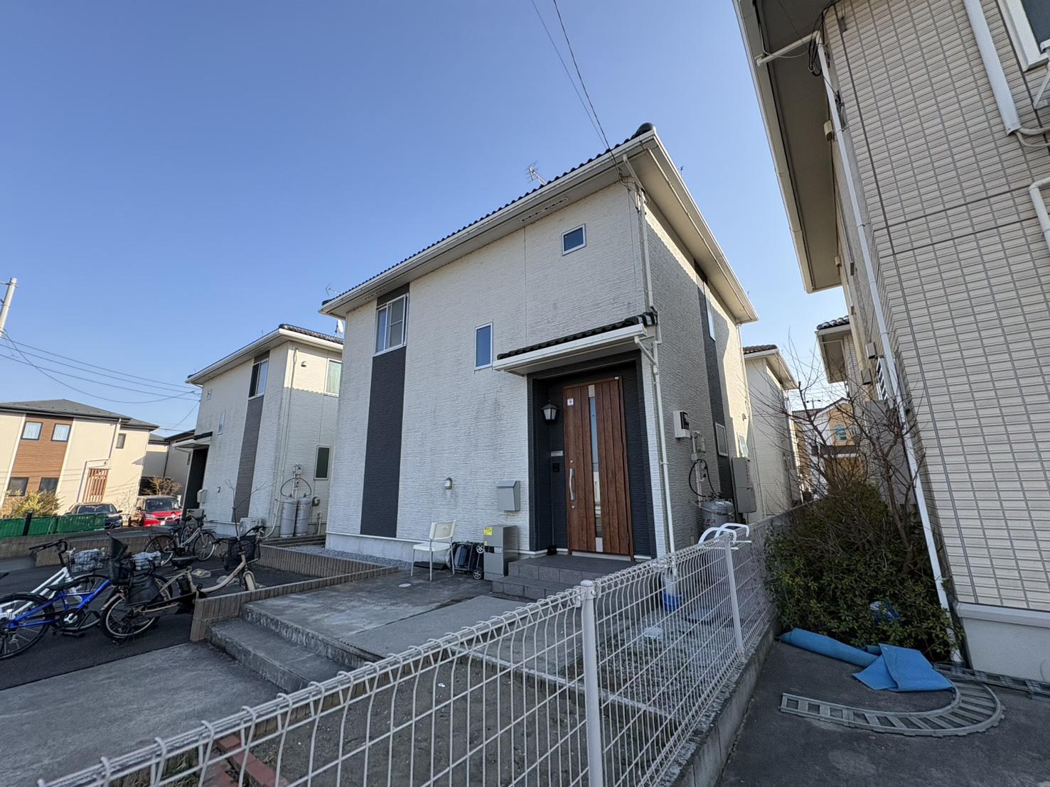 武蔵野線 越谷レイクタウン駅 徒歩13分 2階建 築12年