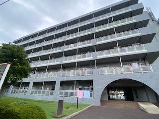 グランドール・ラシン
