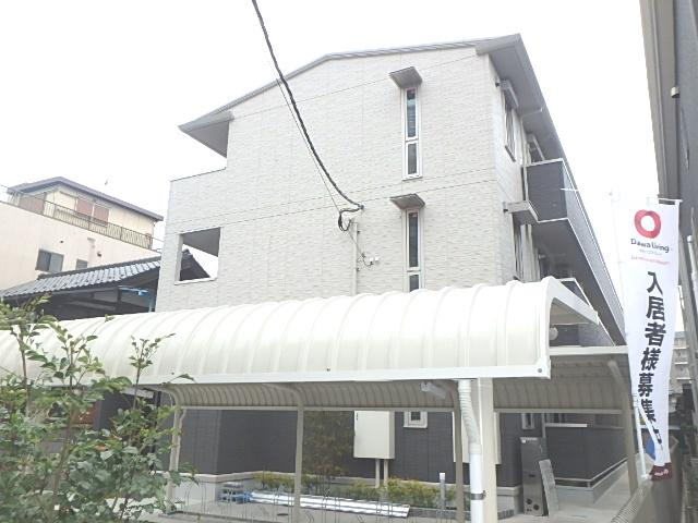 高崎線 桶川駅 徒歩8分 3階建 築8年