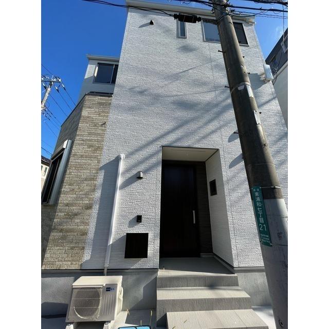 武蔵野線 東浦和駅 徒歩12分  築3年