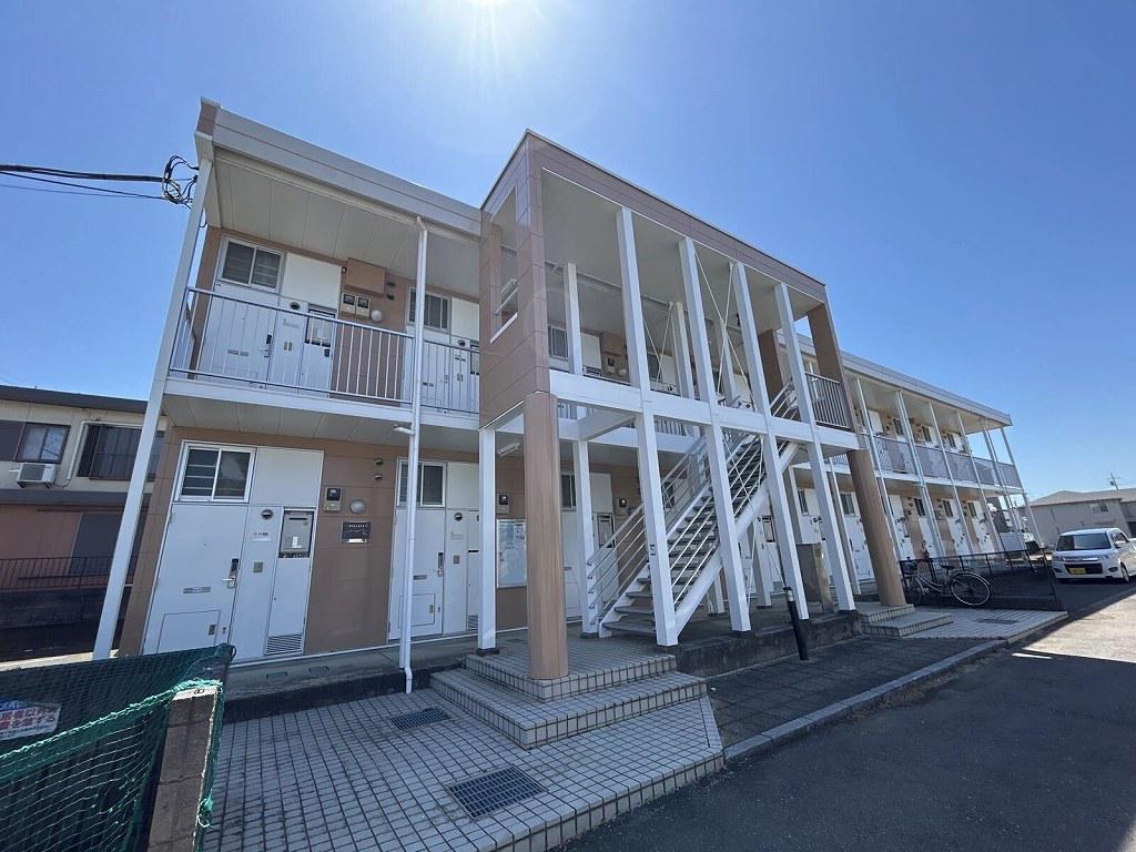 レオパレスアルシオネ飛路