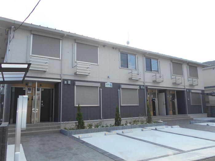 埼玉県新座市畑中2丁目の建物