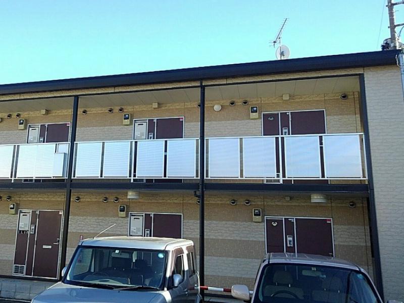 レオパレスイースト