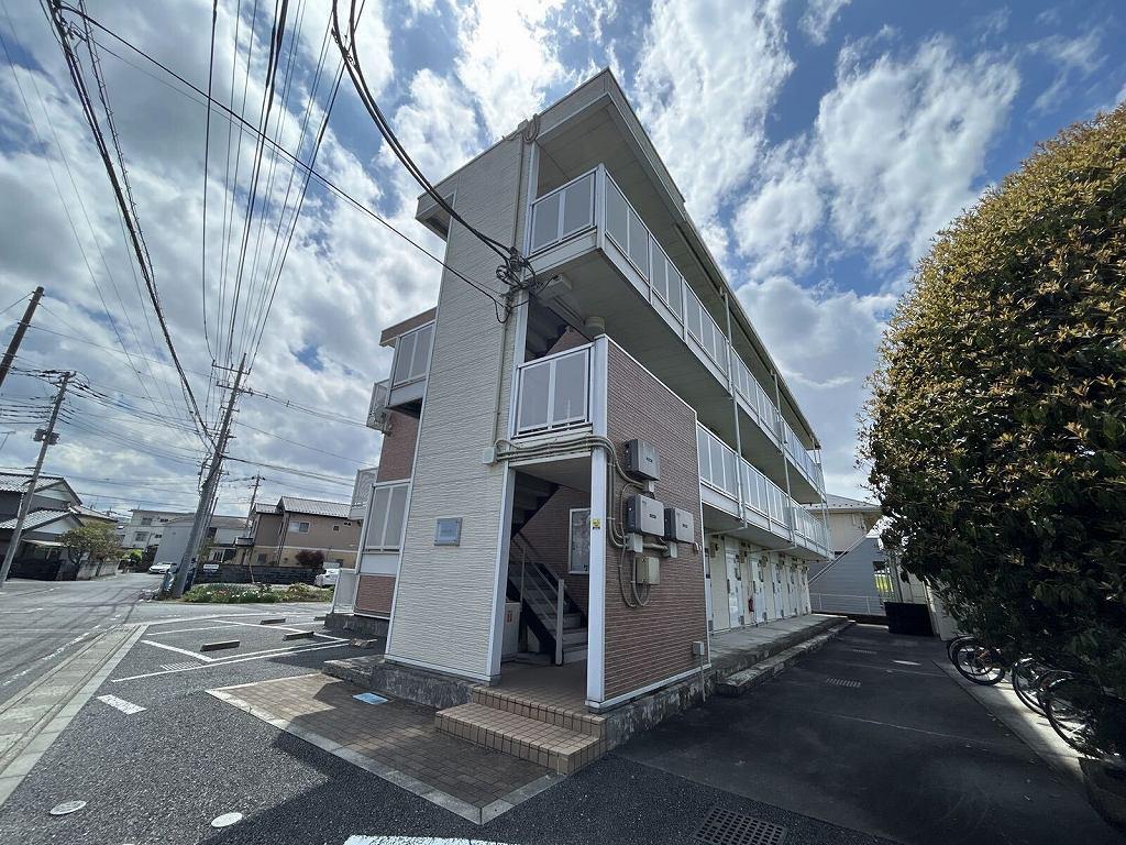 レオパレスルチェンテ