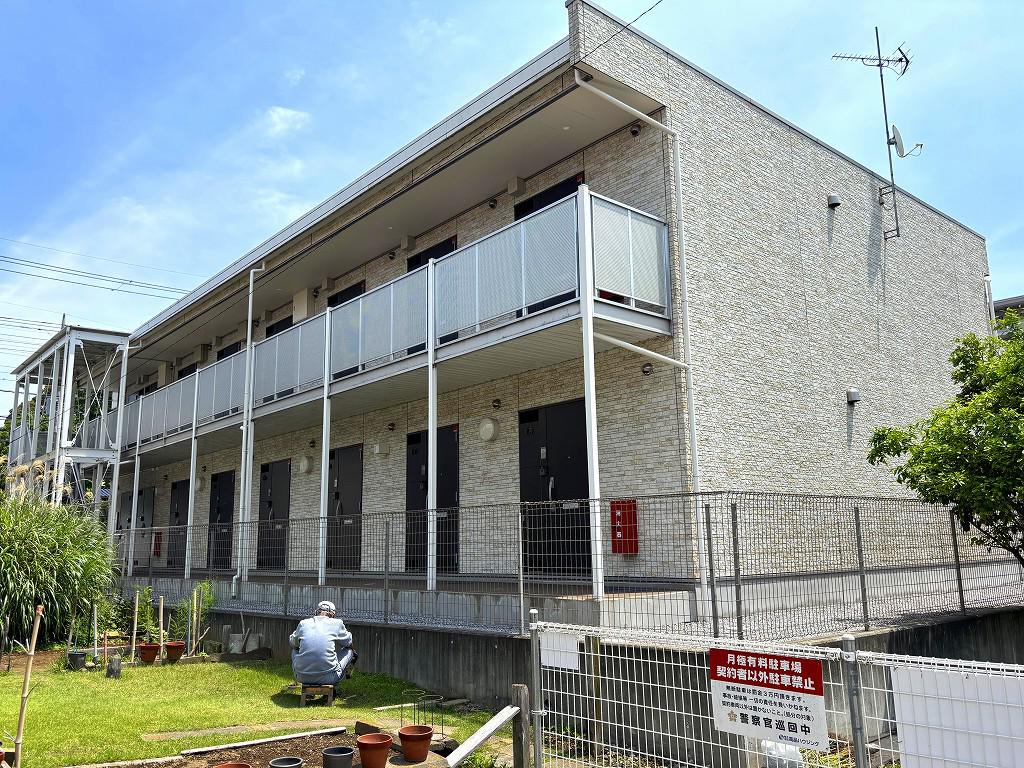 リブリ・アイネ