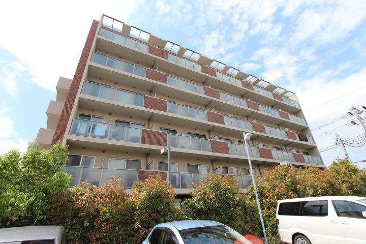 コリンシア市川