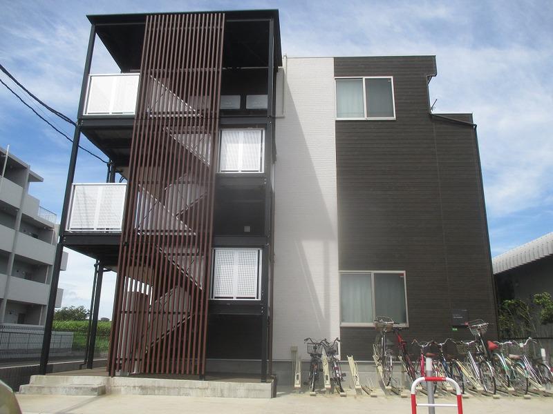 リブリ・ビクトリアス ビー.ジー