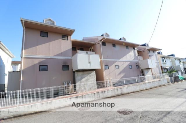 ラークヒルズA棟