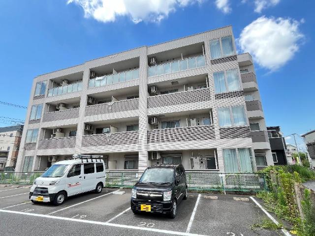 ユニヴァリィ ルークス