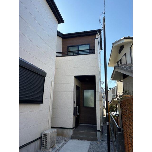 中央本線 日野駅(東京) 徒歩17分 2階建 築2年