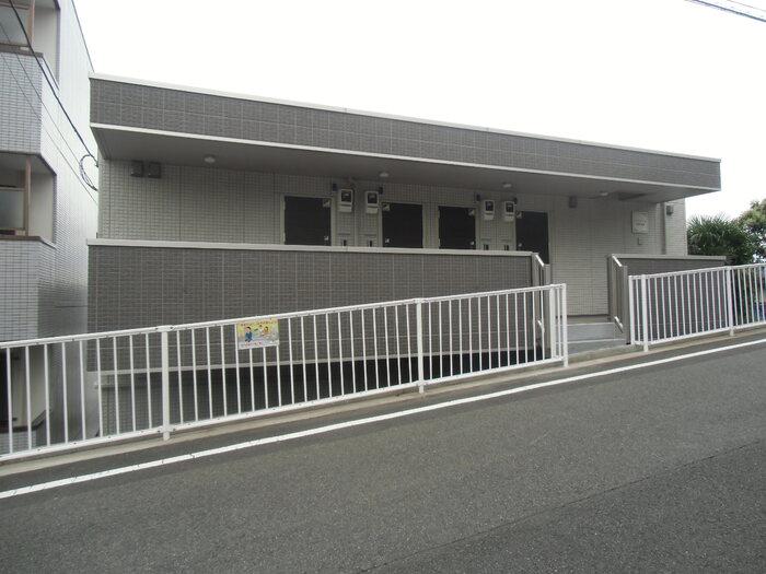 メゾンドール諏訪坂III