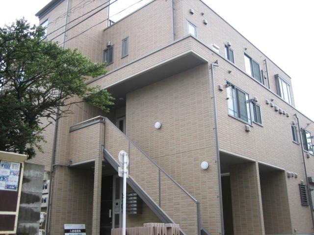 メゾン ベルファミーユ