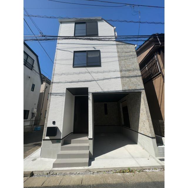 東京都新宿線 篠崎駅 徒歩15分 3階建 築3年