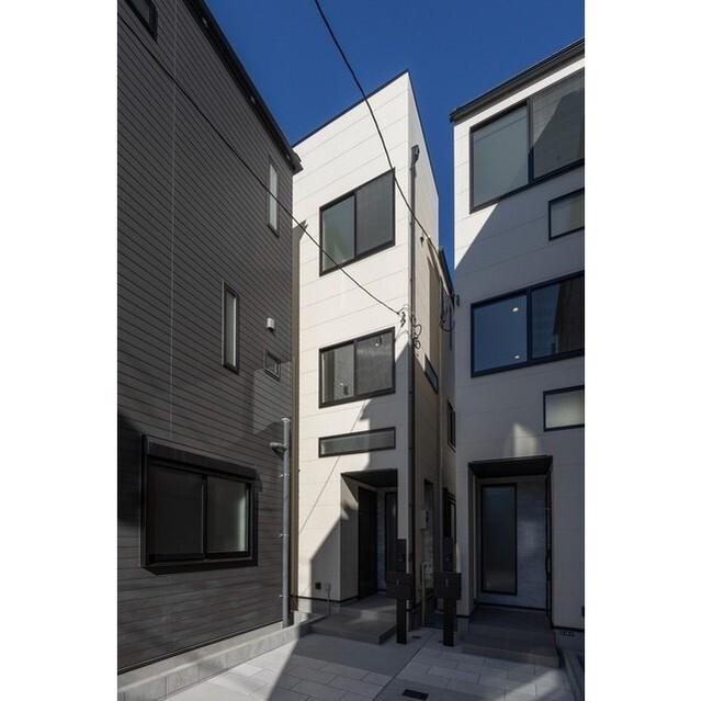 日暮里舎人ライナー 扇大橋駅 徒歩14分 3階建 築1年