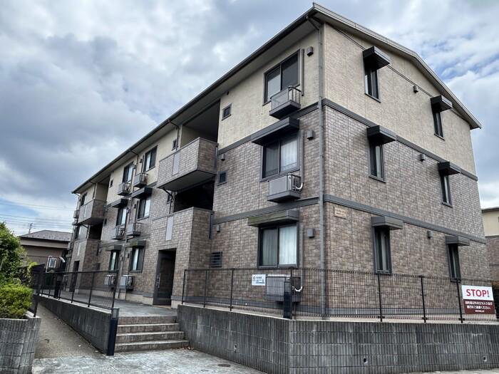 ベルデュールA・B (2LDK/2階)