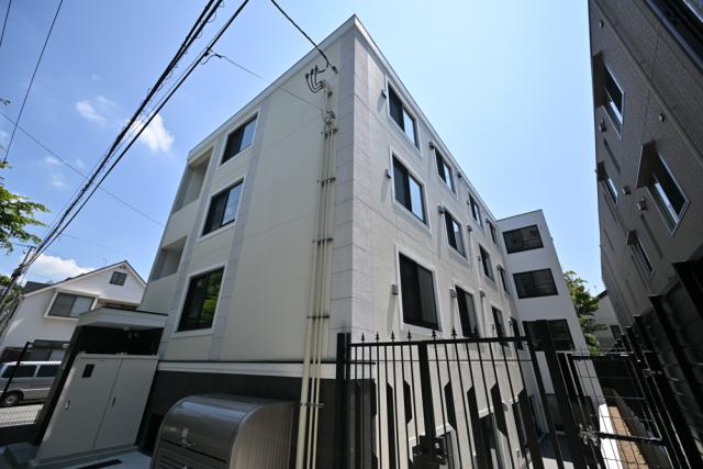 CENTRAL GARDEN RESIDENCE TOKYO