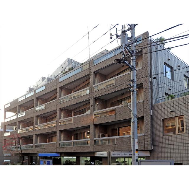 H&M南青山イースト