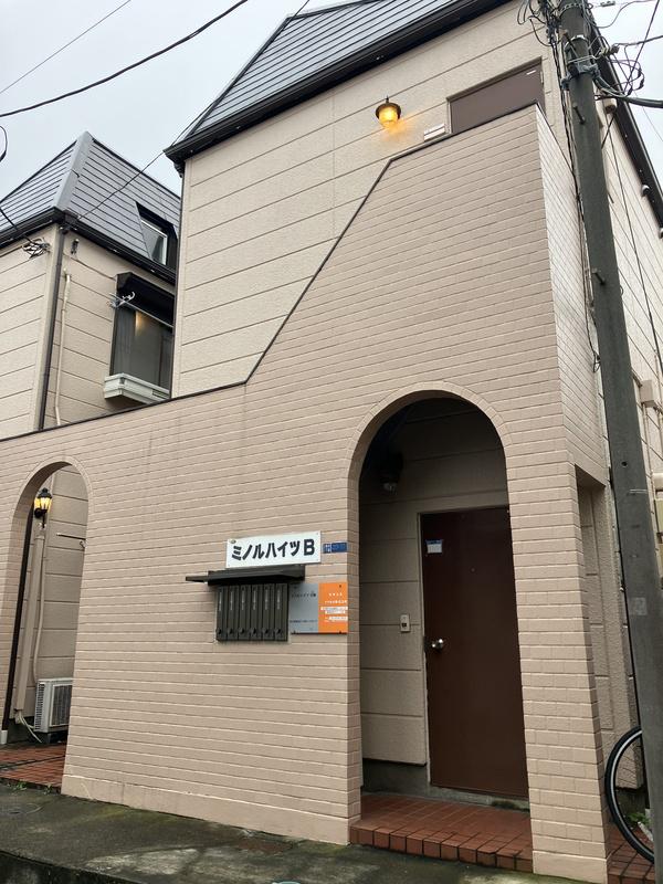 ミノルハイツB棟