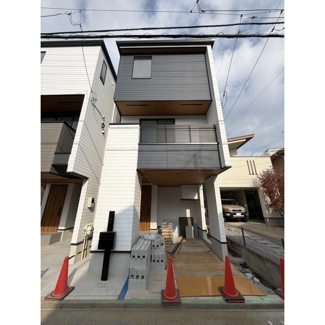 日暮里舎人ライナー 扇大橋駅 徒歩11分 3階建 築1年