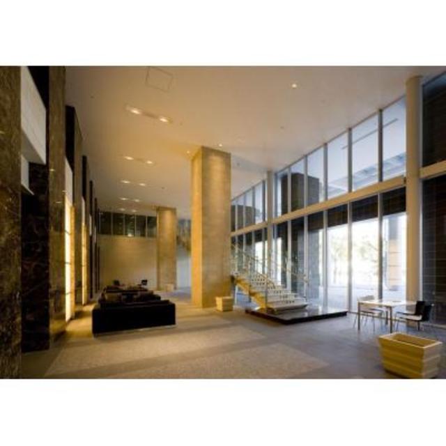 THE TOKYO TOWERS MIDTOWER