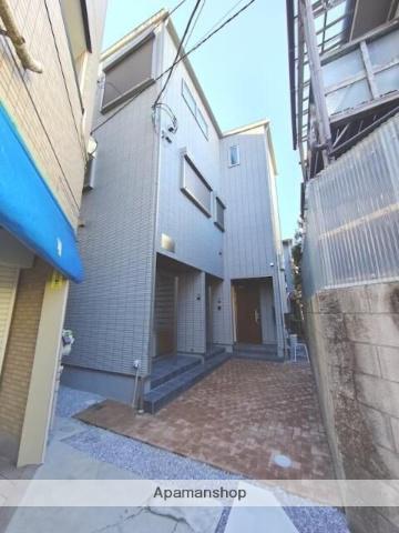 ウィステリアアイ