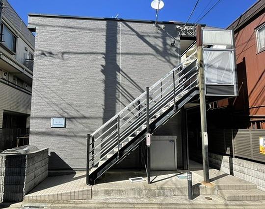 レオパレスカズ